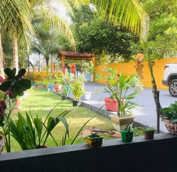 Pensão Pousada Flora