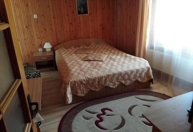 Pensiunea Capra Neagră