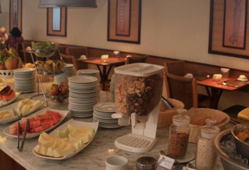 هتل Aquarios Praia