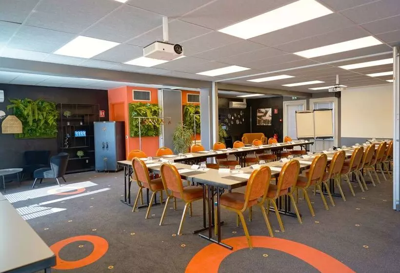 בית מלון כפרי Best Western The Wish Versailles