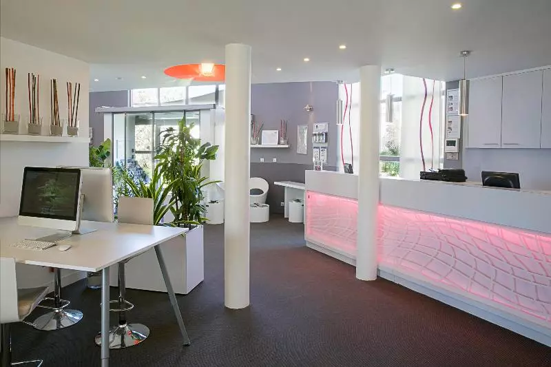 בית מלון כפרי Best Western The Wish Versailles