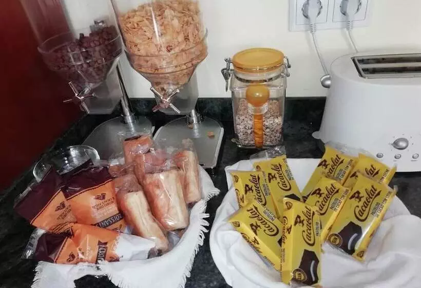 Отель Cabo Festiñanza