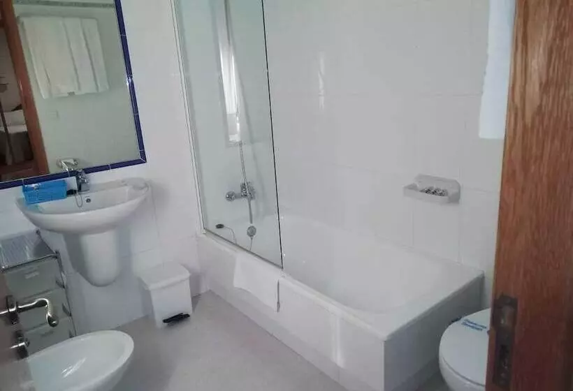 Отель Cabo Festiñanza