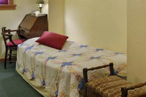 ホテル College Inn