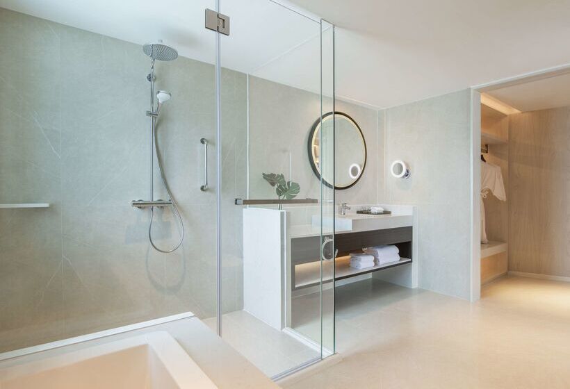 هتل Doubletree By Hilton Bangkok Ploenchit