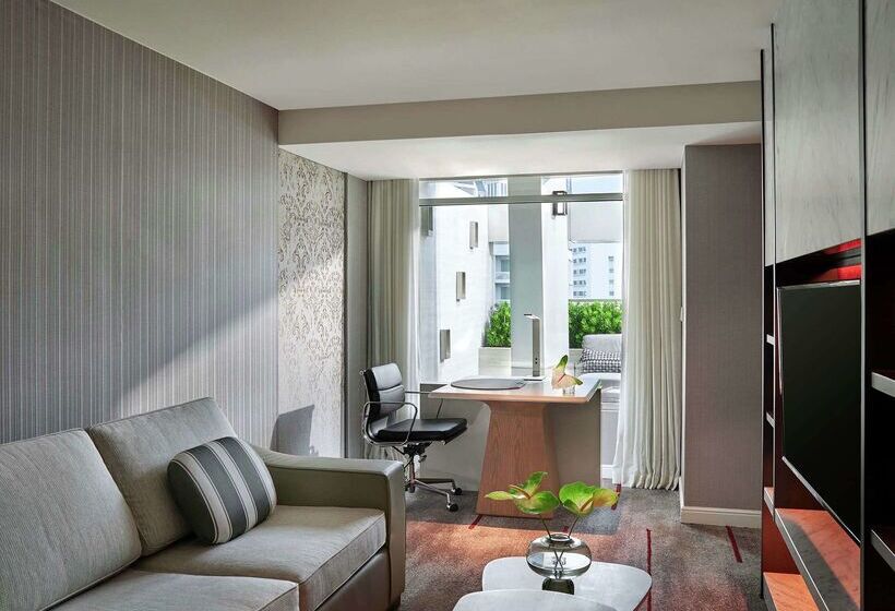 هتل Doubletree By Hilton Bangkok Ploenchit