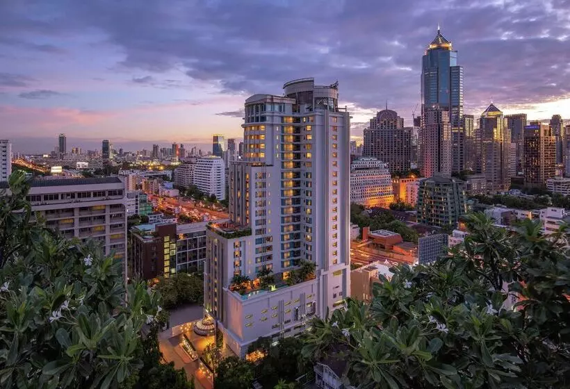 Szálloda Doubletree By Hilton Bangkok Ploenchit