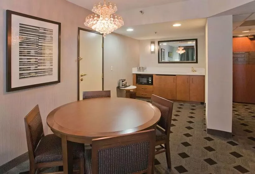 هتل Doubletree By Hilton Los Angeles Rosemead