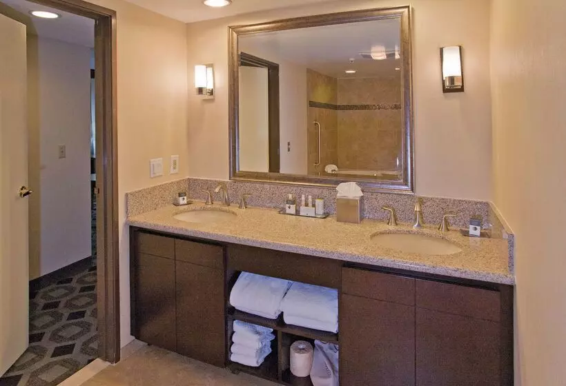 هتل Doubletree By Hilton Los Angeles Rosemead