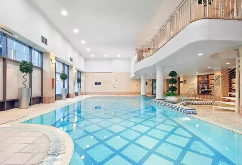 هتل Glasgow Lofts