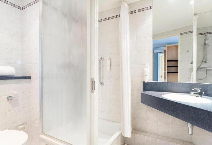 هتل Holiday Inn Express Southampton   M27, J7, An Ihg