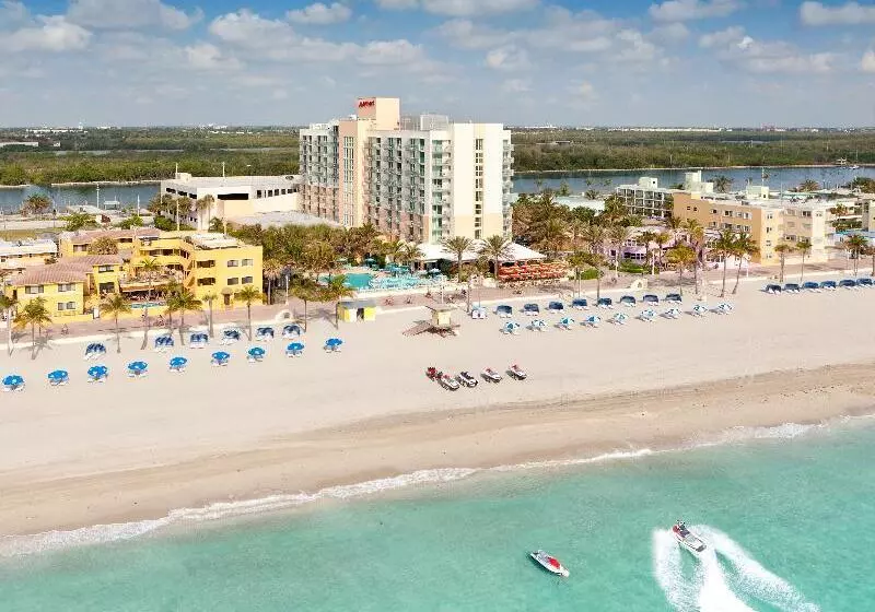 בית מלון כפרי Hollywood Beach Marriott