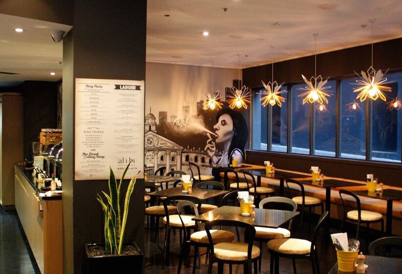 בית מלון כפרי Mantra On Little Bourke