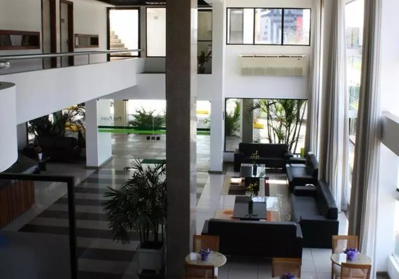 Hotelli Pisa Plaza