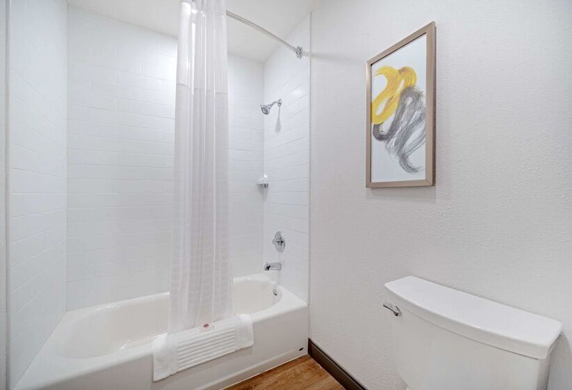 בית מלון כפרי Comfort Suites Idaho Falls