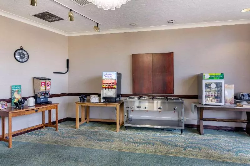 호텔 Comfort Suites Idaho Falls