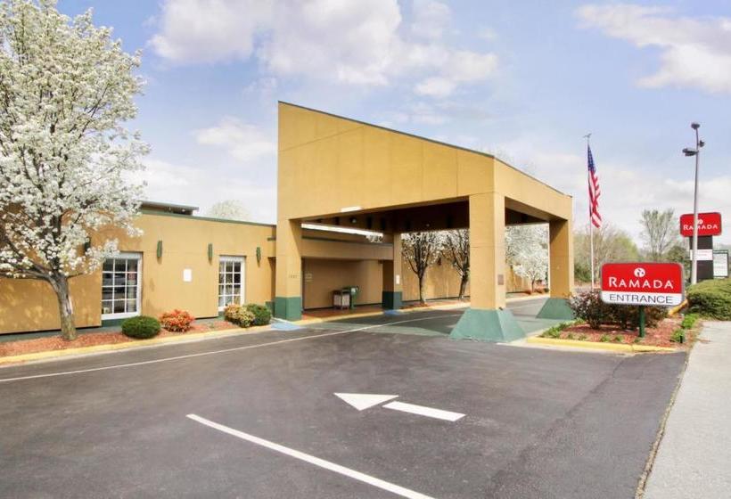 Hotel Ramada By Wyndham Roanoke