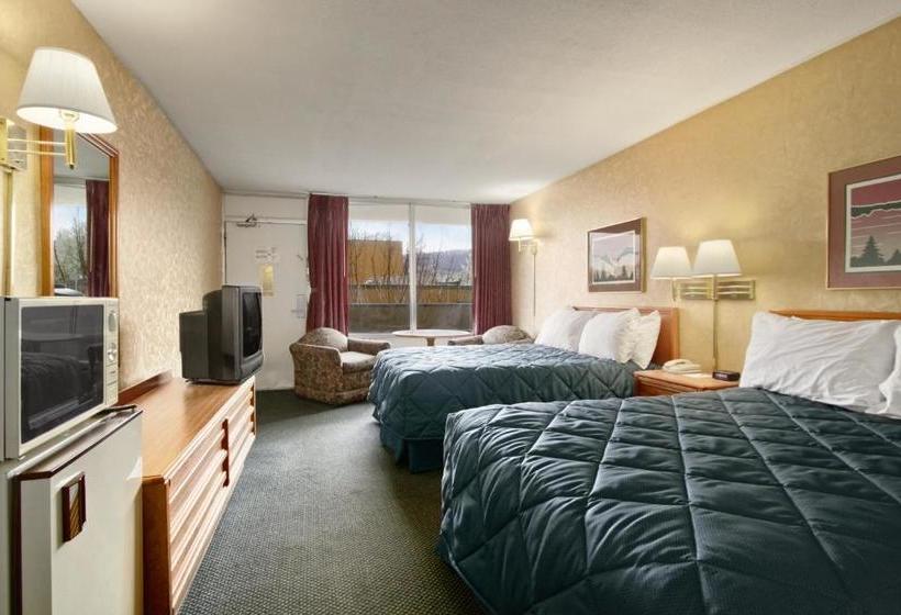 Hotel Ramada By Wyndham Roanoke