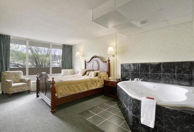 Hotel Ramada By Wyndham Roanoke