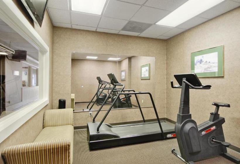 Hotel Ramada By Wyndham Roanoke