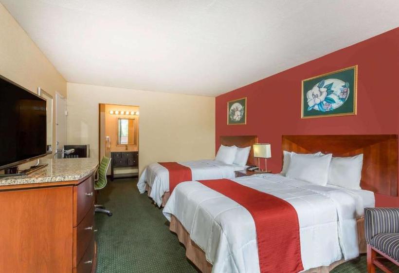Hotel Ramada By Wyndham Roanoke