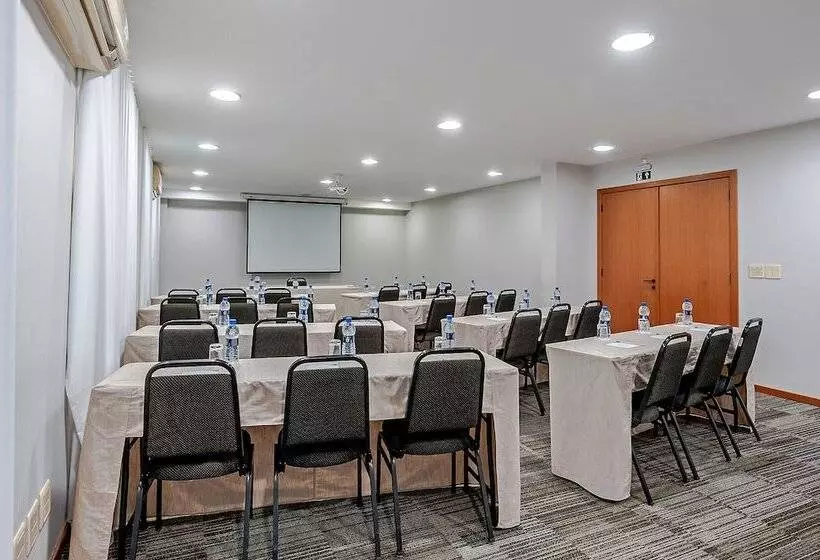 בית מלון כפרי Slim Curitiba Alto Da Xv