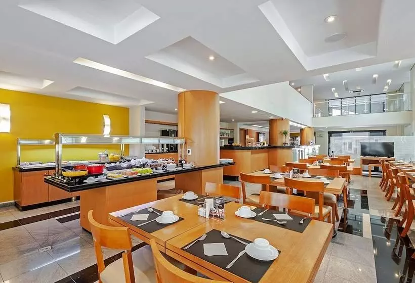 בית מלון כפרי Slim Curitiba Alto Da Xv