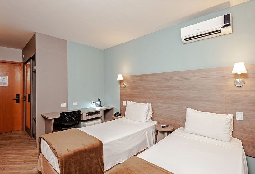 فندق Slim Curitiba Alto Da Xv