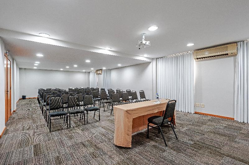 فندق Slim Curitiba Alto Da Xv