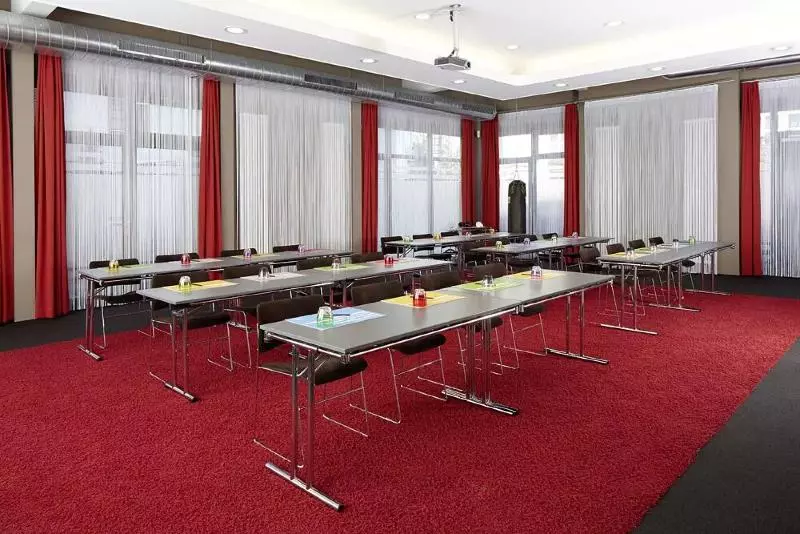 Hotelli Superbude Hamburg Altona