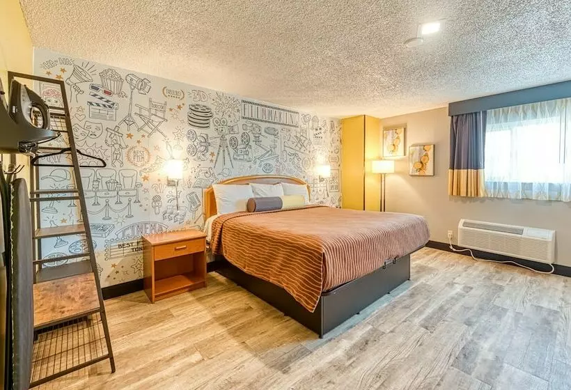 هاستل La Mirage Inn  Hollywood