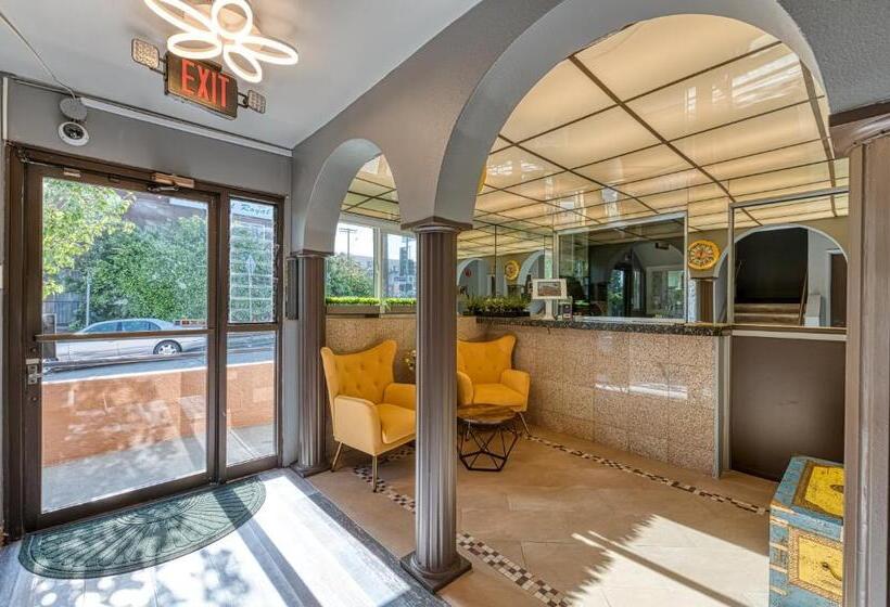 فندق صغير La Mirage Inn  Hollywood