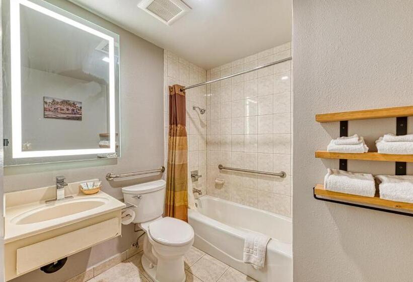 فندق صغير La Mirage Inn  Hollywood