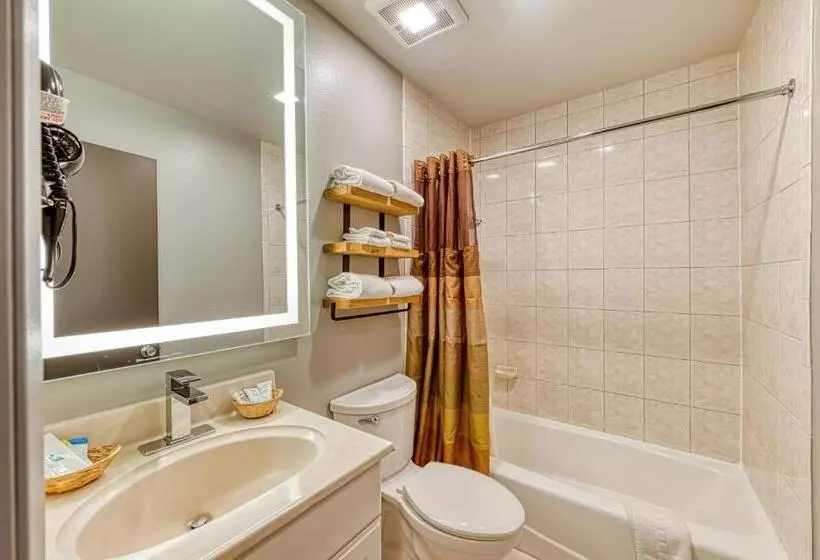 هاستل La Mirage Inn  Hollywood