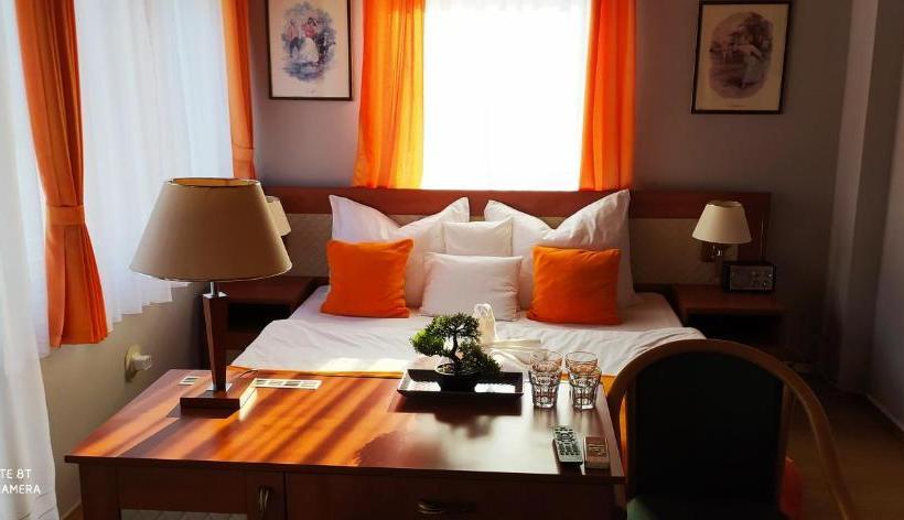 Bed and Breakfast Hermina Panzió