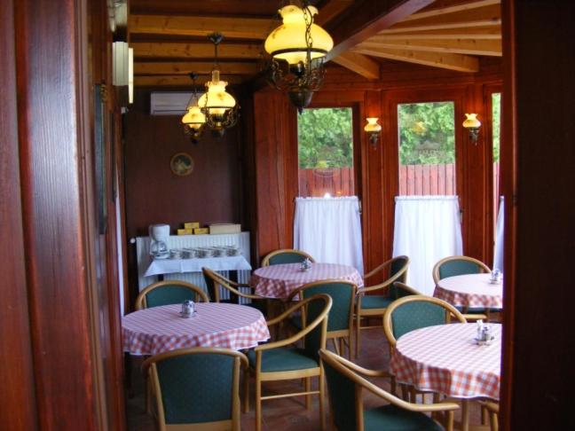 Bed and Breakfast Hermina Panzió