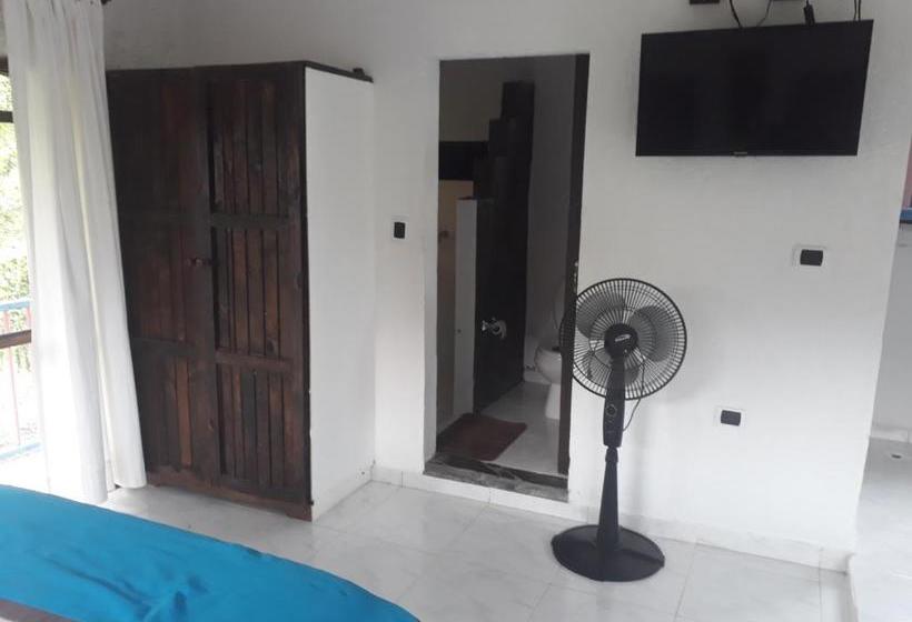 בית מלון כפרי Alojamiento Rural Los Cerezos