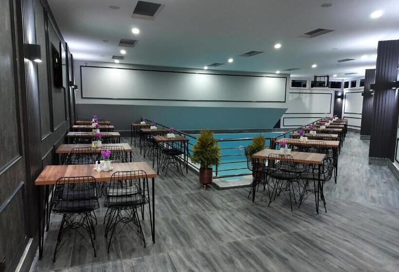 בית מלון כפרי Asi̇wa