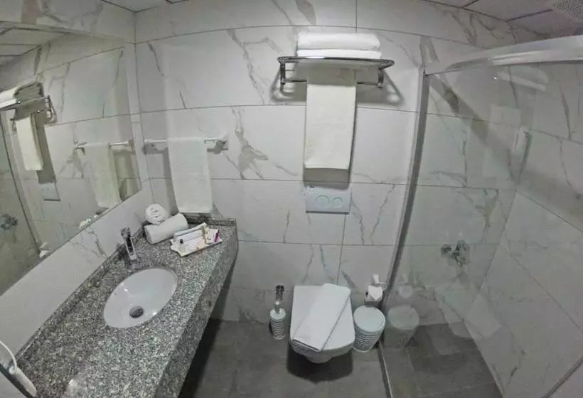 هتل Asi̇wa