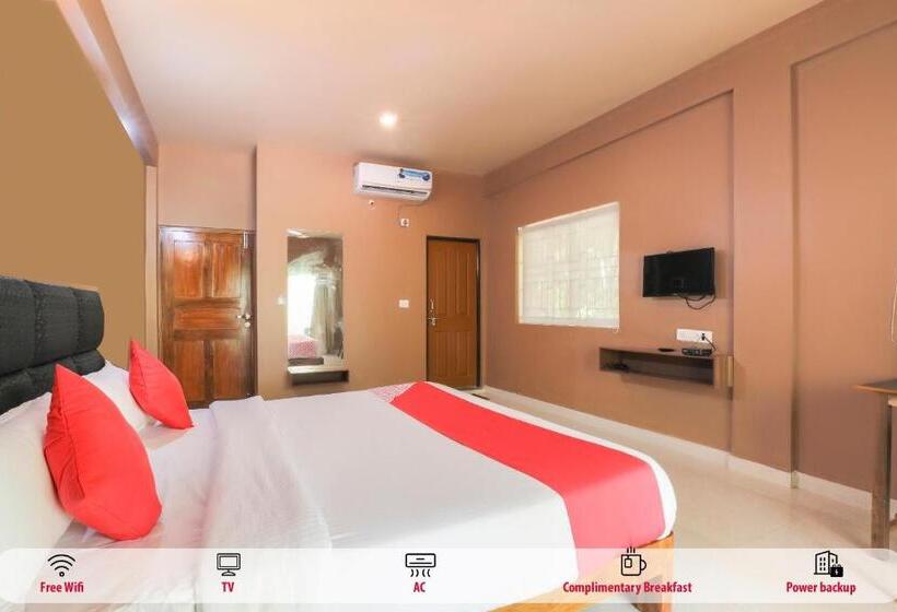 호텔 Oyo 68467 Morjim Suites