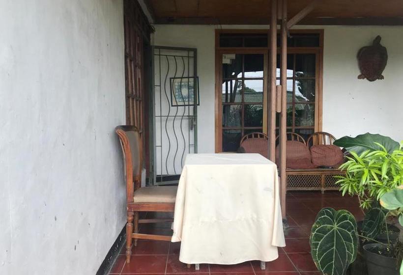 Hotel Oyo Life 3022 Tms Residence