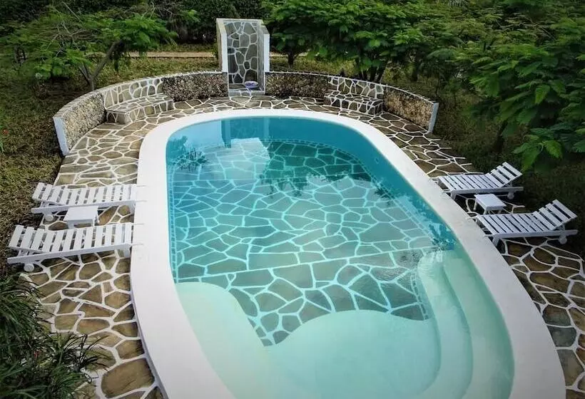 پانسیون Room In B&b   Watamu, Nestled Between Pristine Beaches And Lush Tropical Forest