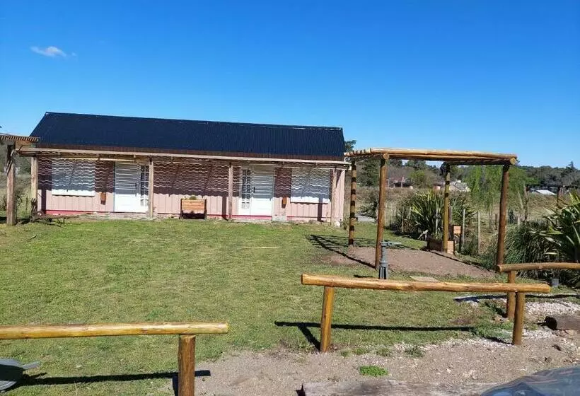 Retkeilymaja El Vagón