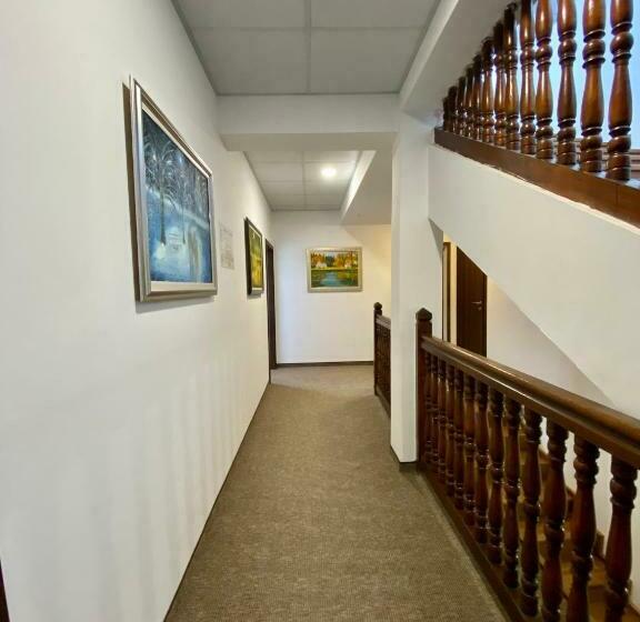 Otel Edelweiss Central