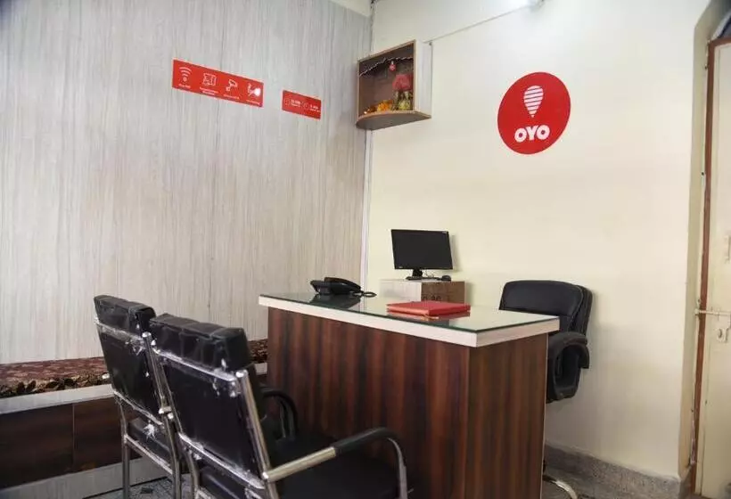 هتل Oyo 15684 Vibrant Inn