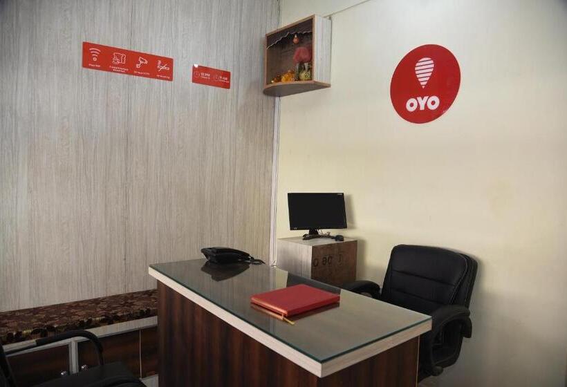 Отель Oyo 15684 Vibrant Inn