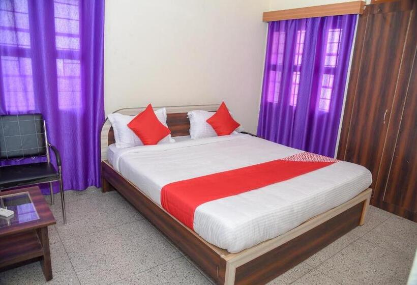 Отель Oyo 15684 Vibrant Inn