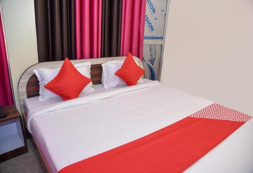 Отель Oyo 15684 Vibrant Inn