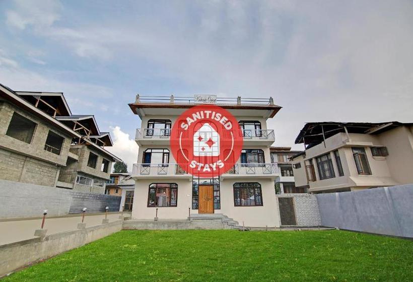 Hotel Oyo 47168 Kashmir Orient