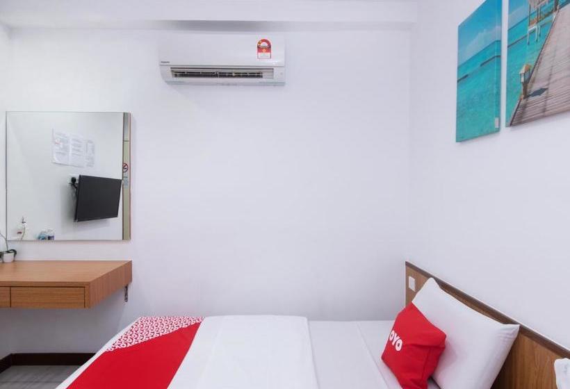 호텔 Oyo 89345 Apiapi Gh